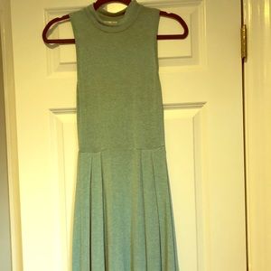 Cute dress! Perfect condition!